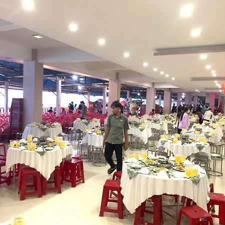 Thuy Trang Hotell Phan Thiet Exteriör bild